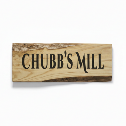Personalised oak gate sign Chubbs Mill, white background, Ivybridge Devon, Moon Groves