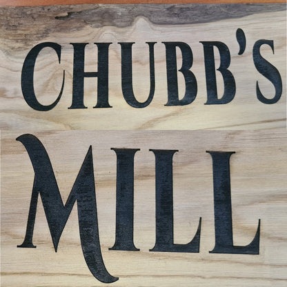 Personalised oak gate sign close-up, Ivybridge Devon, Moon Groves