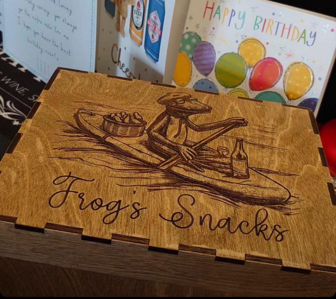 Personalised wooden keepsake box Ivybridge Devon | Moon Groves — engraved lid angle example